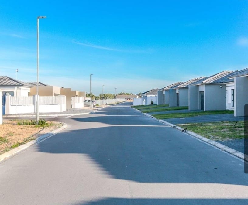 3 Bedroom Property for Sale in Table View Western Cape
